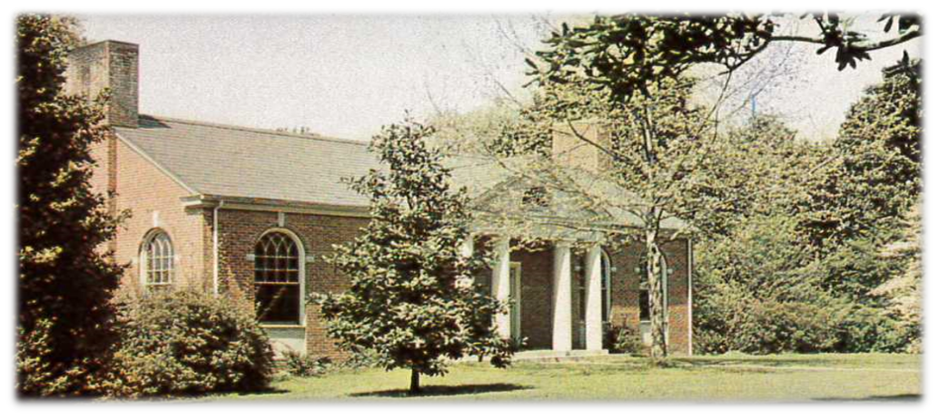 Former Southern Pines Public Library Building